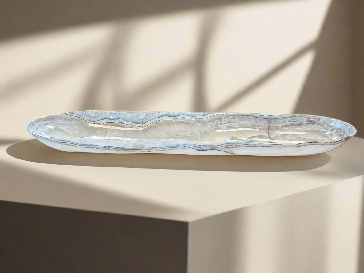 Onyx Nacar Canoe