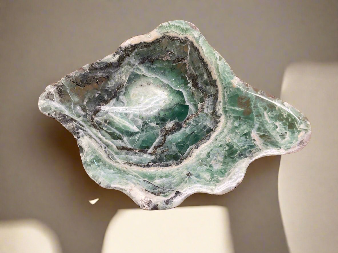 FLUORITE BOWL