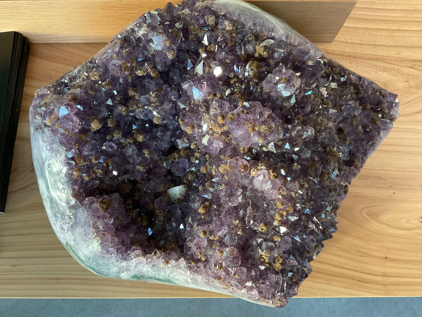 AMETHYST (GOETHITE)