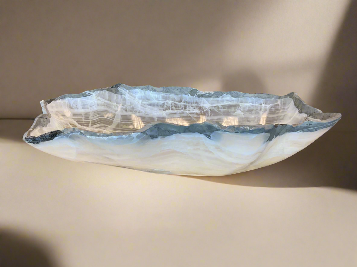 ONYX CRYSTALLINE BOWL