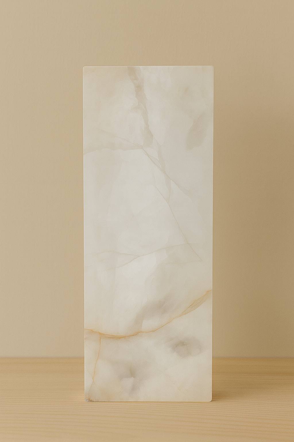 LED ONYX CRYSTALLINE TOWER