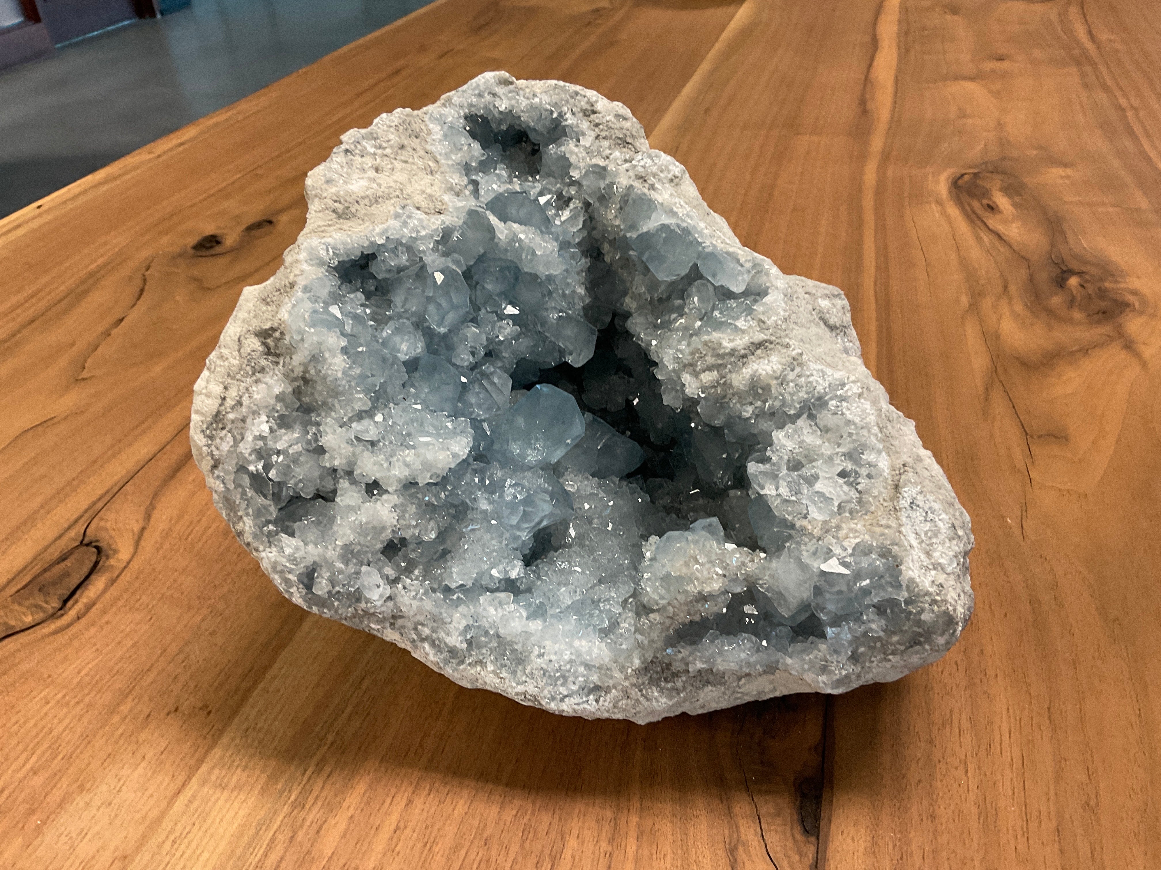 CELESTITE GEODE